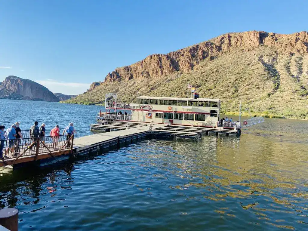 The Dolly Steamboat
