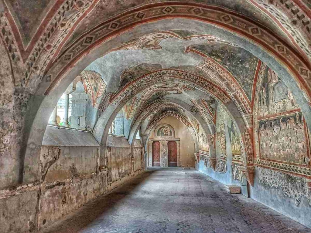 Interni del monastero di santa Scolastica a Subiaco