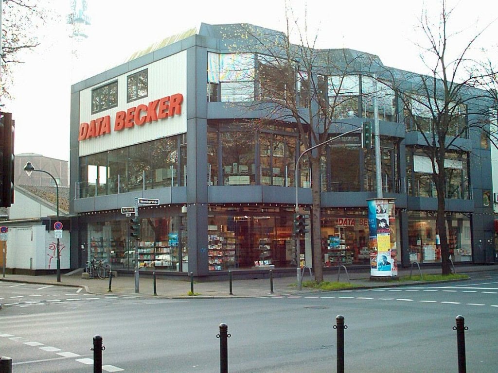 Das ehemalige Gebäude von Data Becker in Düsseldorf-Bilk (abgerissen 2015)
