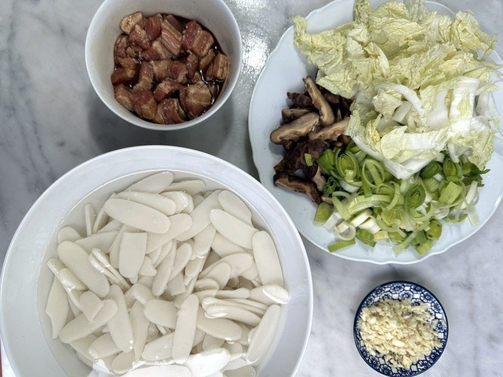 Hokkien Stir Fried Rice Cakes (Pek Keh) 3 Stir Fried Hokkien Pek Keh rice cakes - ingredients