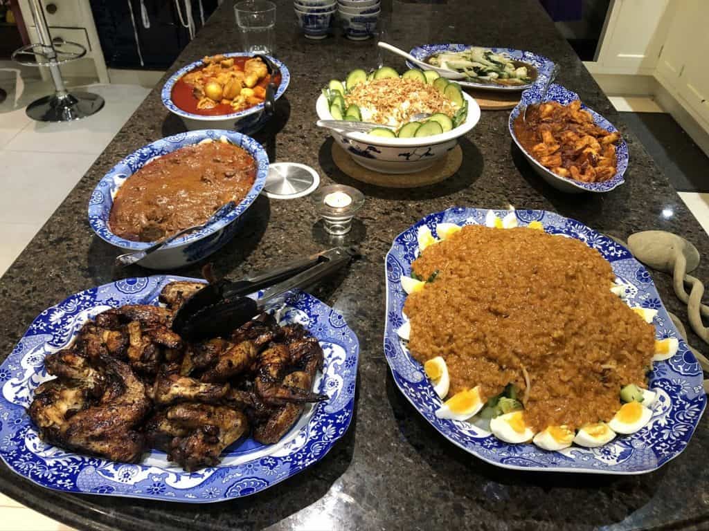 How to Host the Perfect Potluck Dinner 2 Malaysian Themed Dinner Party