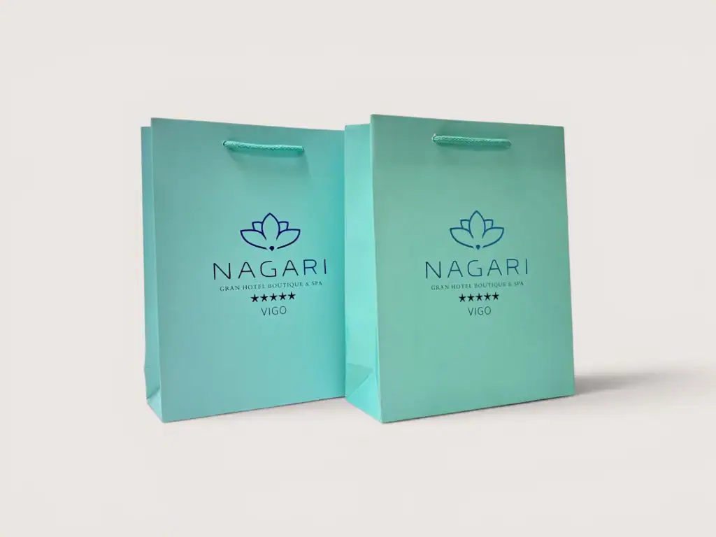 BOLSA DE PAPEL PREMIUM PARA HOTEL NAGARI EN VIGO