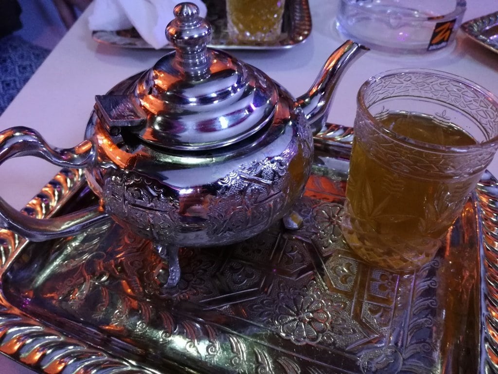 Thé à la Menthe - marokkanischer Minztee