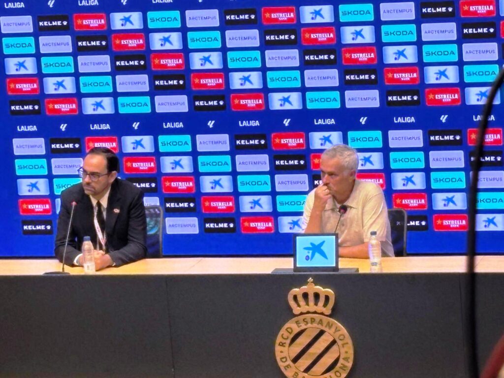 Mourinho habló tras el partido en Cornellà: "Hay bullying con Vinicius"