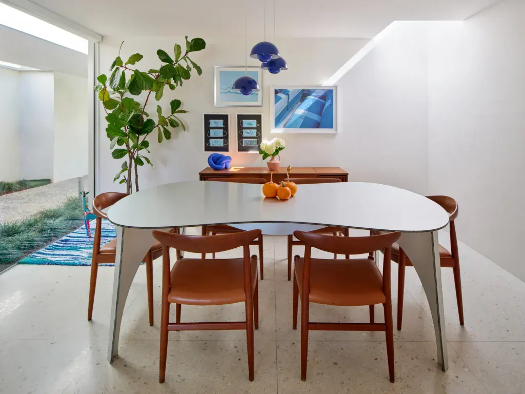 6-1024x768 6-1024x768 mid-century modern style Playful Whimsy Meets Mid-Century Modern Style Inside This 1960s Los Angeles Home 6 1024x768