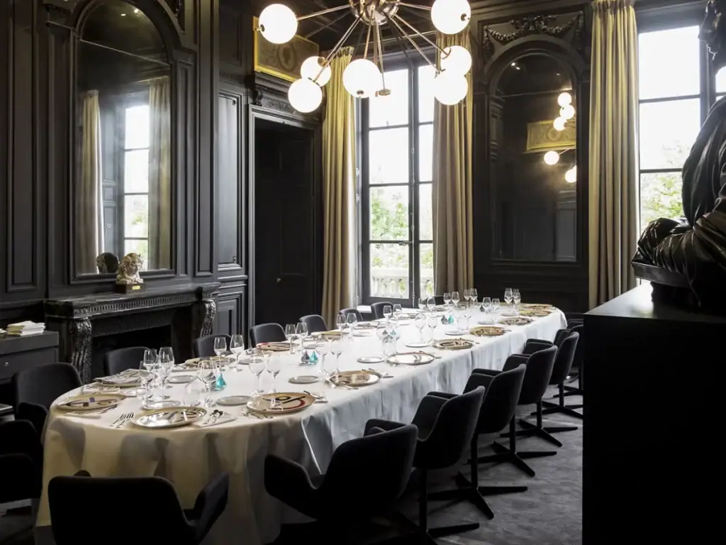 The-15-Most-Expensive-Restaurants-In-The-World_8-1024x768 The-15-Most-Expensive-Restaurants-In-The-World_8-1024x768 The 15 Most Expensive Restaurants In The World_8 the 15 most expensive restaurants in the world The 15 Most Expensive Restaurants In The World The 15 Most Expensive Restaurants In The World 8 1024x768