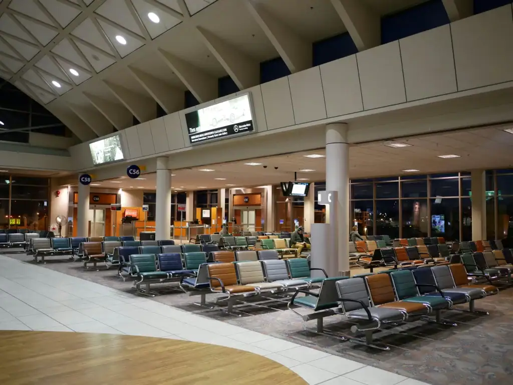Empty rows of seats in a quiet airport departure terminal — Ukraine airport reconstruction