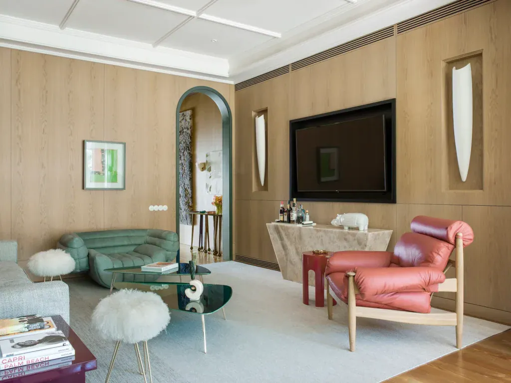 porto town house A 1930s Porto Town House Gets an Eclectic Refresh 2 5 1024x769