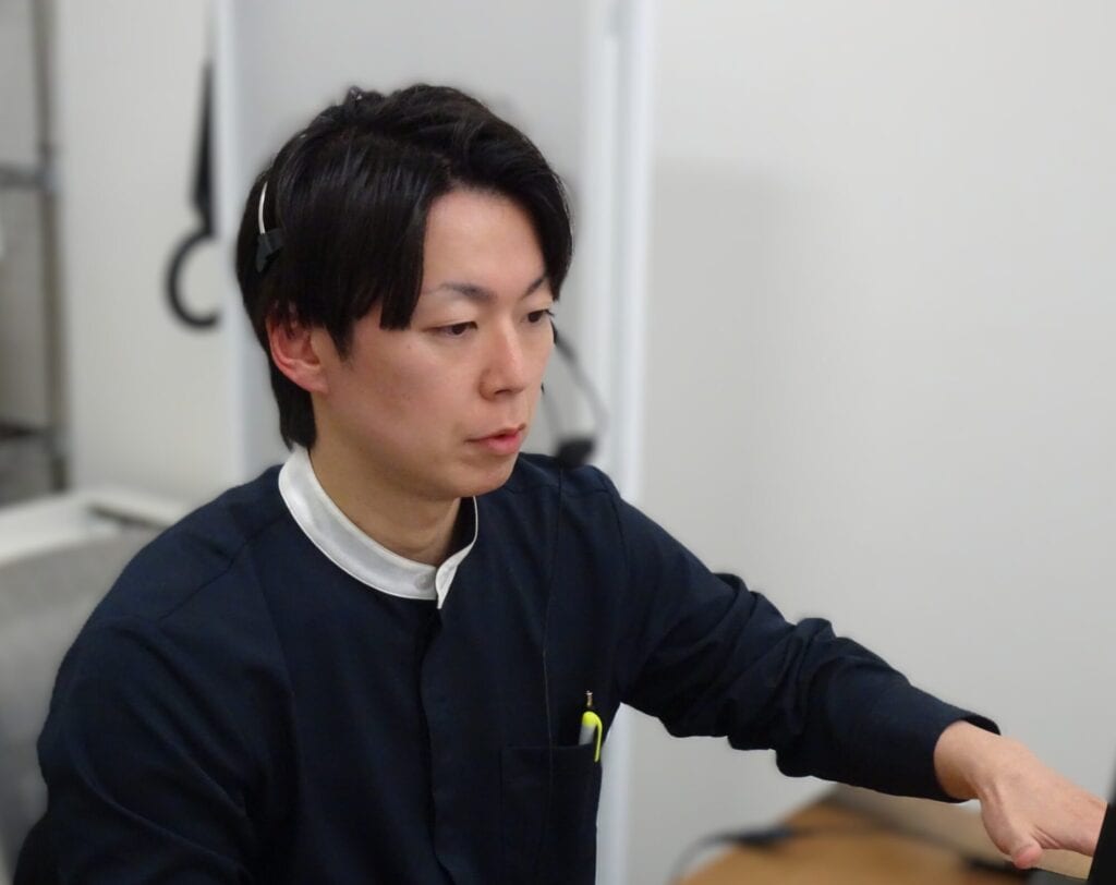 オンラインセンター 桑原副センター長 (3) オンラインセンター 桑原副センター長 (3)