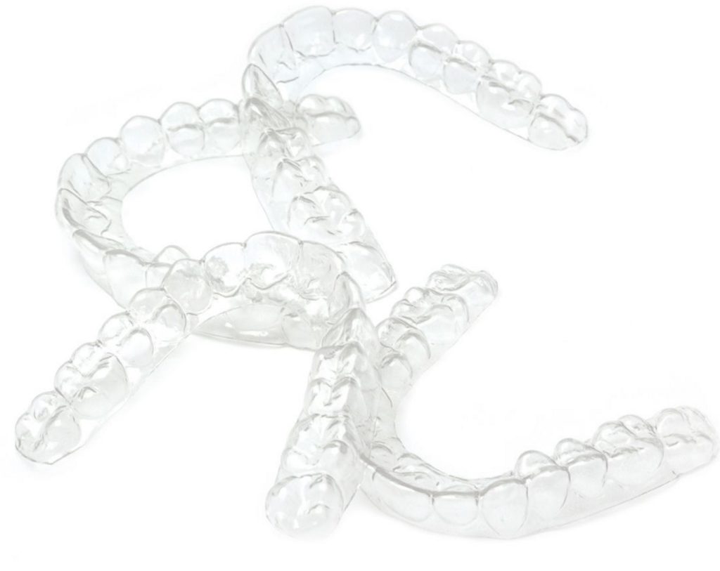 Caurspīdīgās kapes. Elaineri.