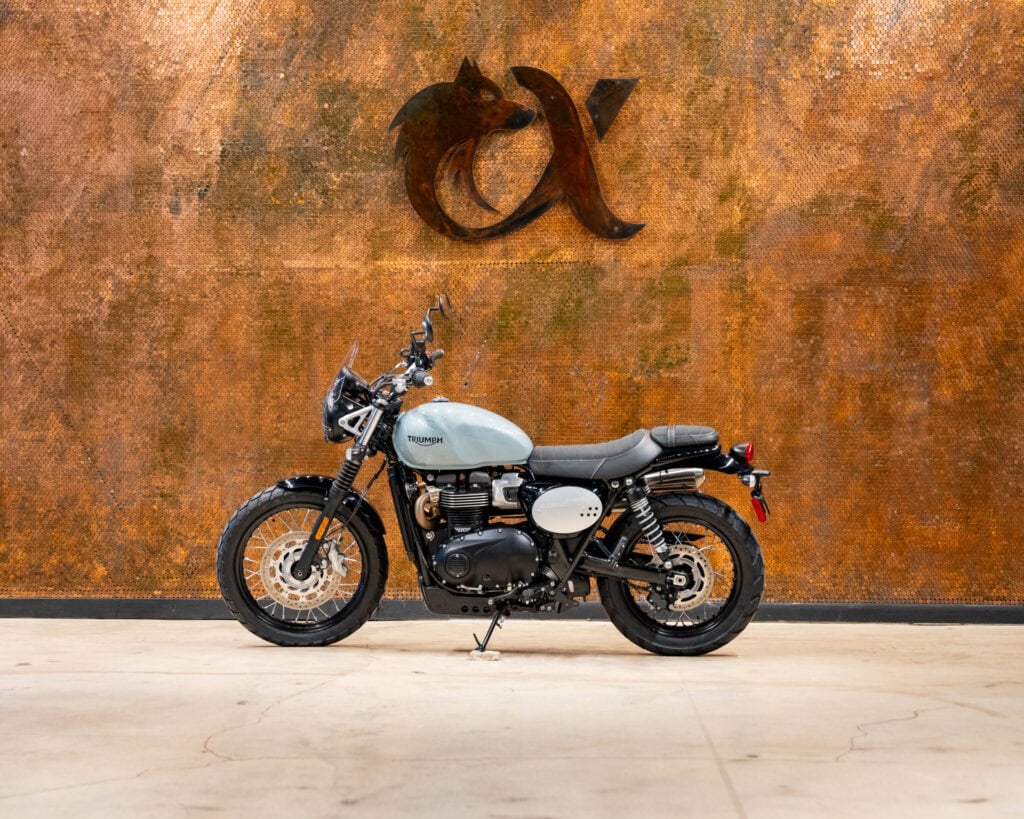 2022 TRIUMPH STREET SCRAMBLER 900
