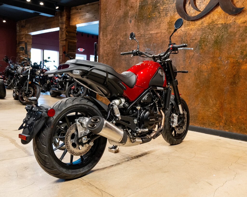 2021 BENELLI LEONCINO 500