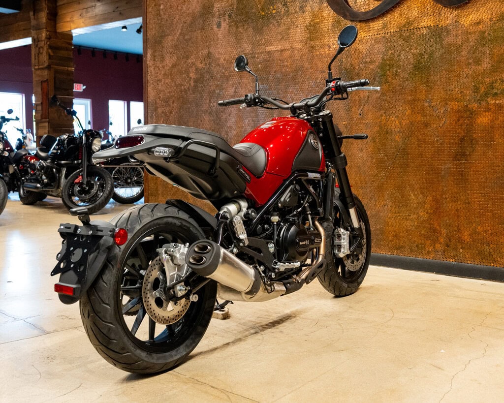 2021 BENELLI LEONCINO 500