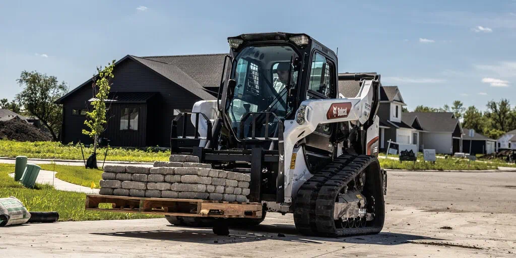 2025 Performance & Specs of the Bobcat T66 Compact Track Loader 