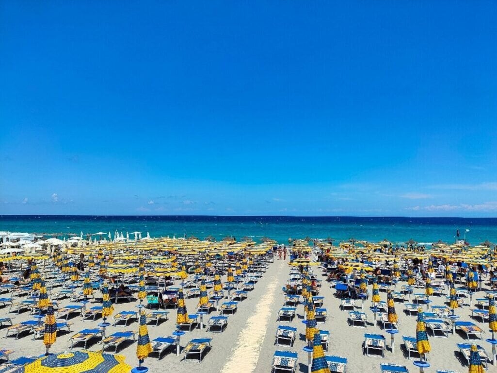 spiaggia alimini spiaggia alimini