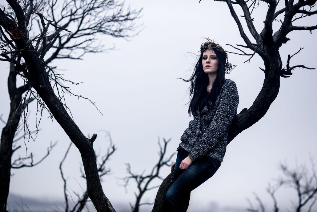 sinnliches intensives Portrait fotografiert mit Tageslicht in Erfurt