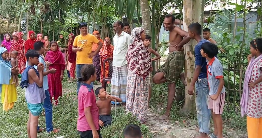 পীরগাছায় গভীর রাতে বাড়িতে ঢুকে হামলা-ভাংচুর, আহত-১