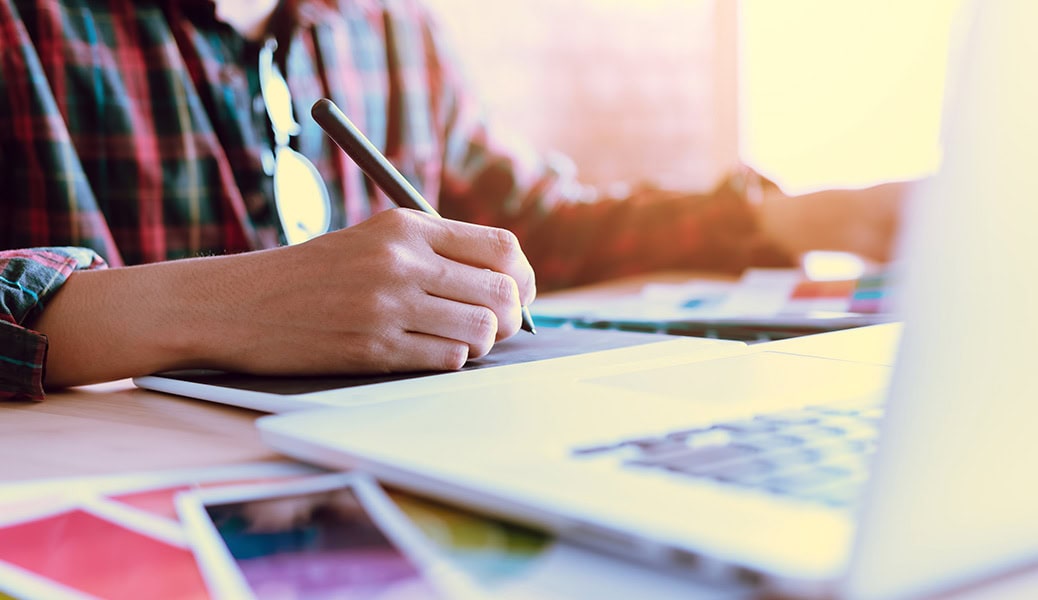 Création logo professionnel Vannes - Tarifs agence BTG Communication Morbihan 2026