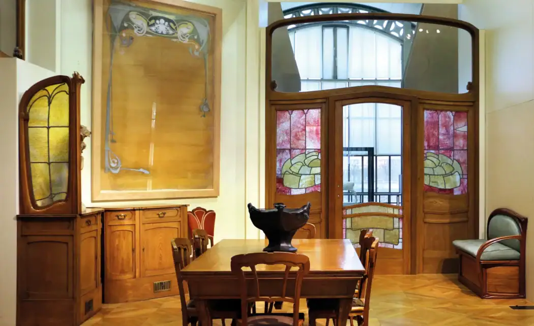 Victor Hortas inredning illustrerar Jugend - Art Nouveau.