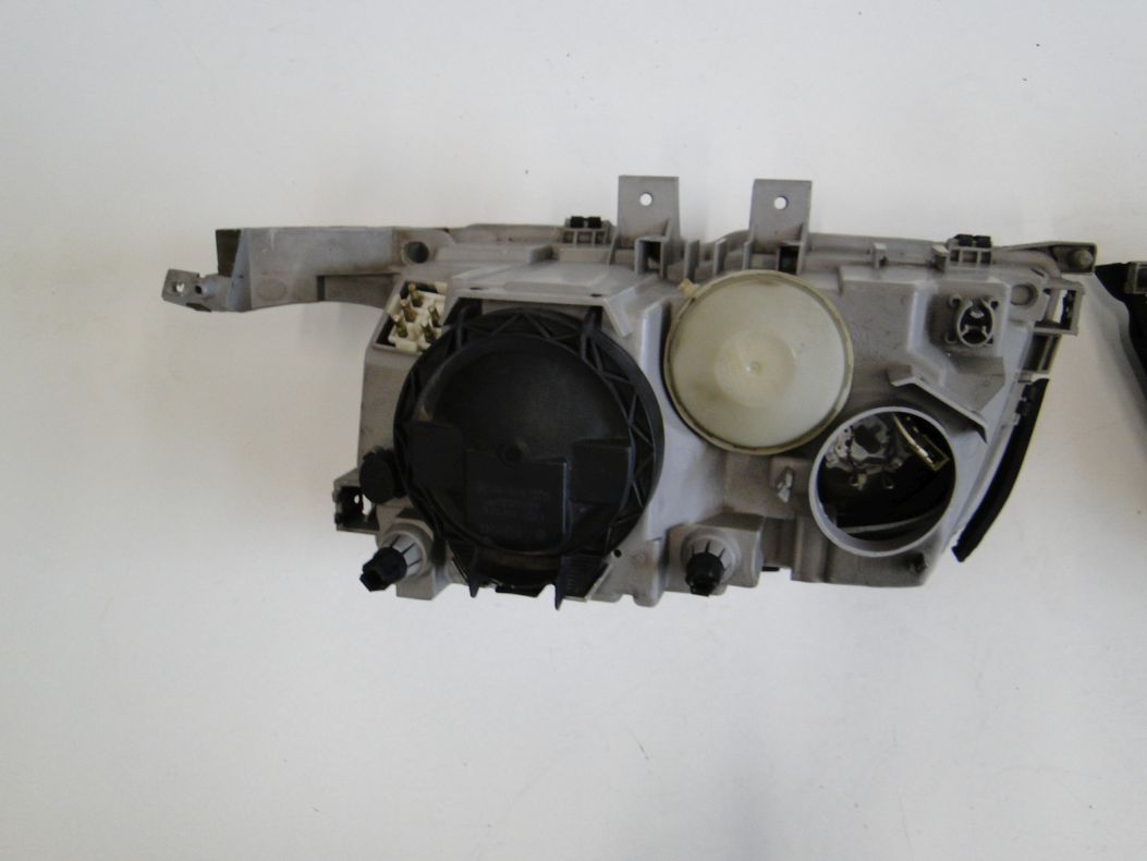 MERCEDES C KLASA W202 LAMPA PRZEDNIA PRAWA LEWA - obrazek 5