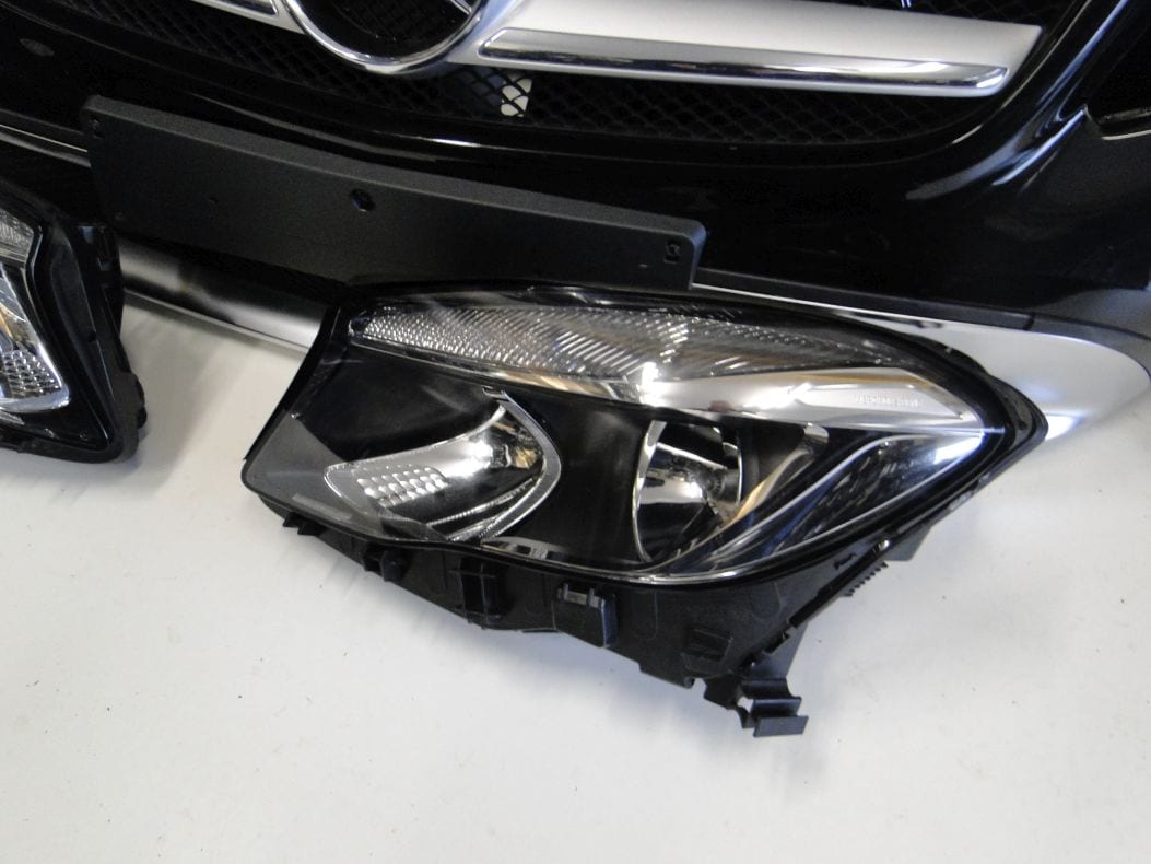 MERCEDES GLA X156 PO LIFCIE LAMPA ZWYKŁA H7 LEWA