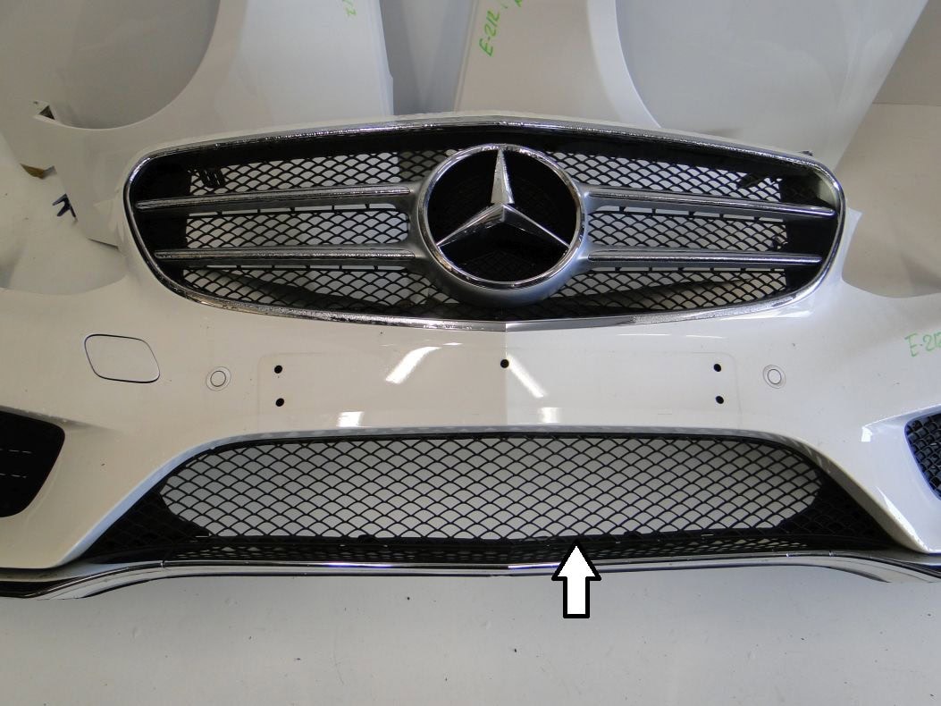MERCEDES E KLASA W212 PO LIFCIE KRATKA AMG