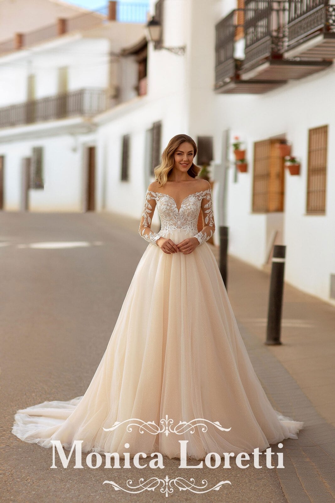 Brautkleid im Carmenstil