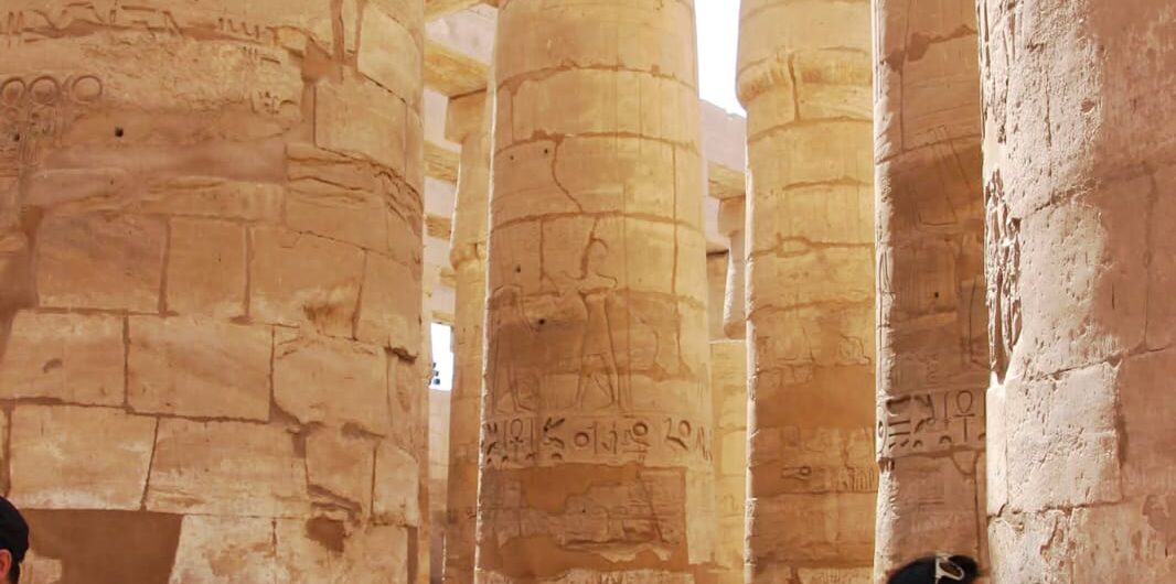 Säulenhalle im Karnak-Tempel in Luxor – Ausflug nach Luxor von Hurghada