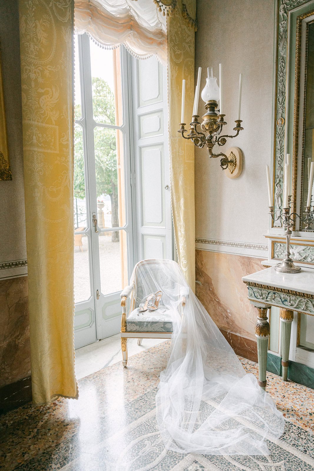 Andrea Gallucci - Destination Wedding Photographer- Amalfi Coast Positano Santorini Barcellona Rome Ravello Paris New York Detailed wedding photography in Villa Pizzo, Lake Como