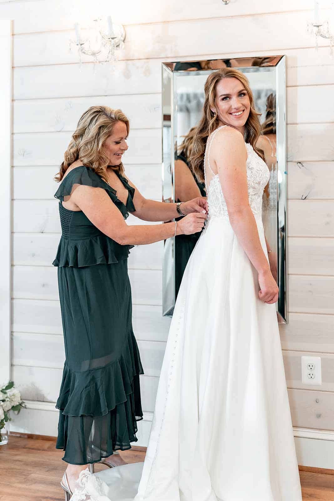 wedding shoot at Historic Rosemont Springs