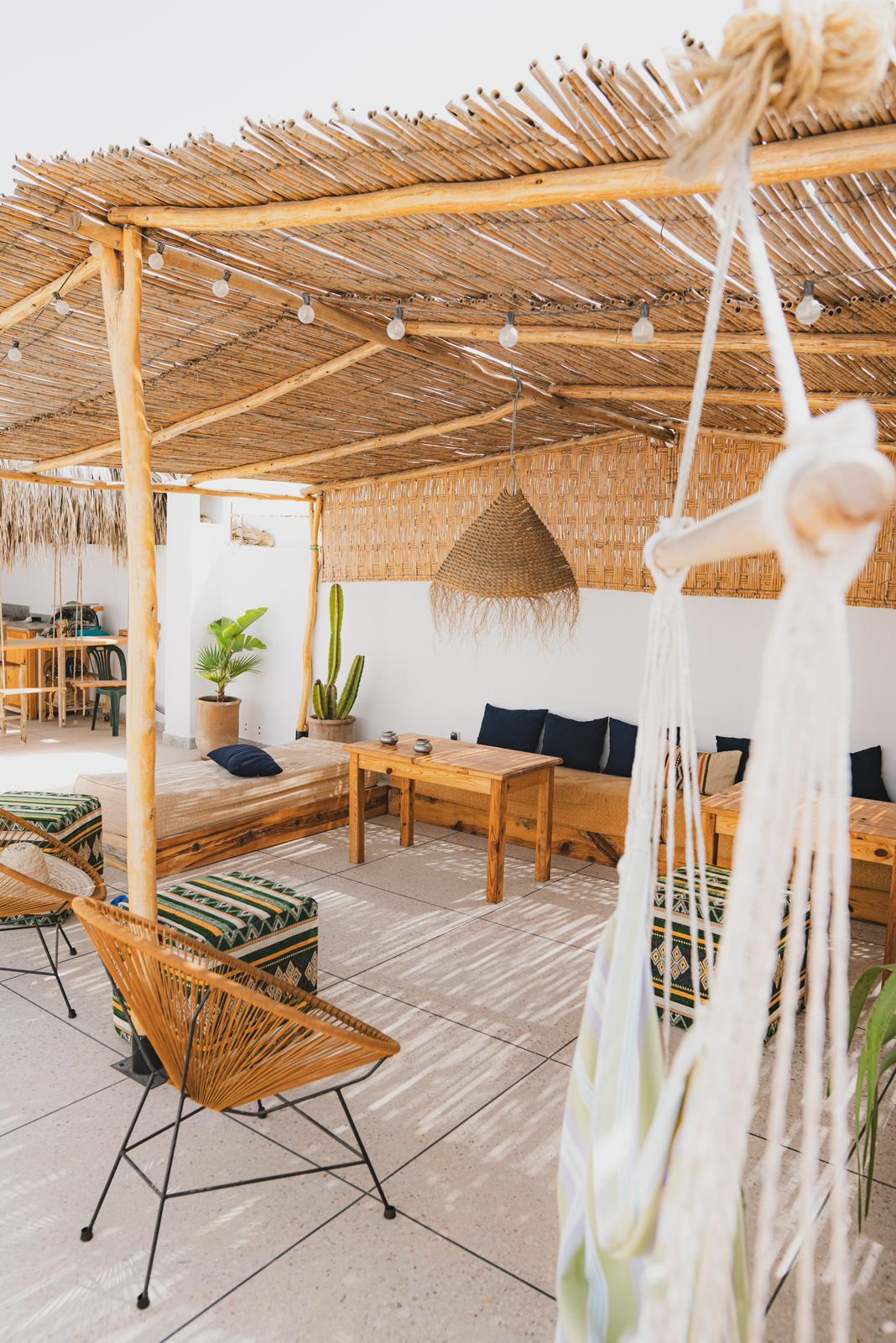 surfhouse tamraght rooftop