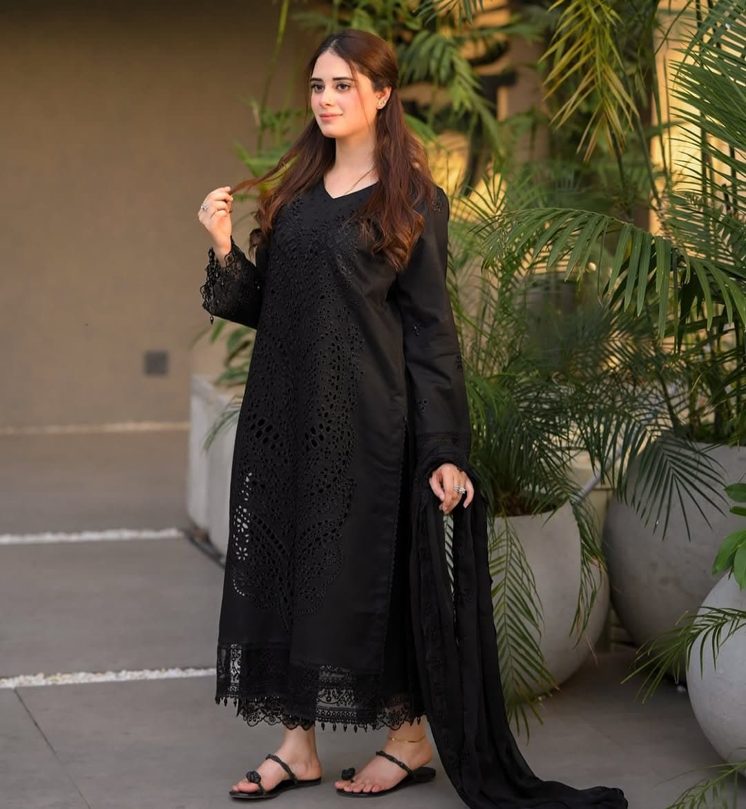 LIBAS SUMMER SPECIAL'S UNSTICHED CHIKEN KARI EMBROIDERED LAWN 3PC WITH CHIFFON DUPPATA