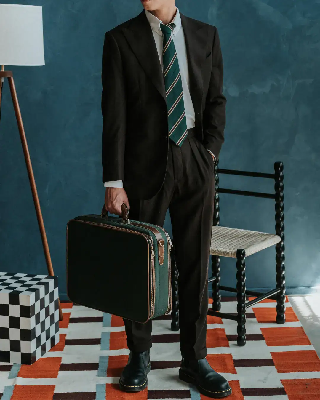 The Modern Professional: Drago Bluefeel