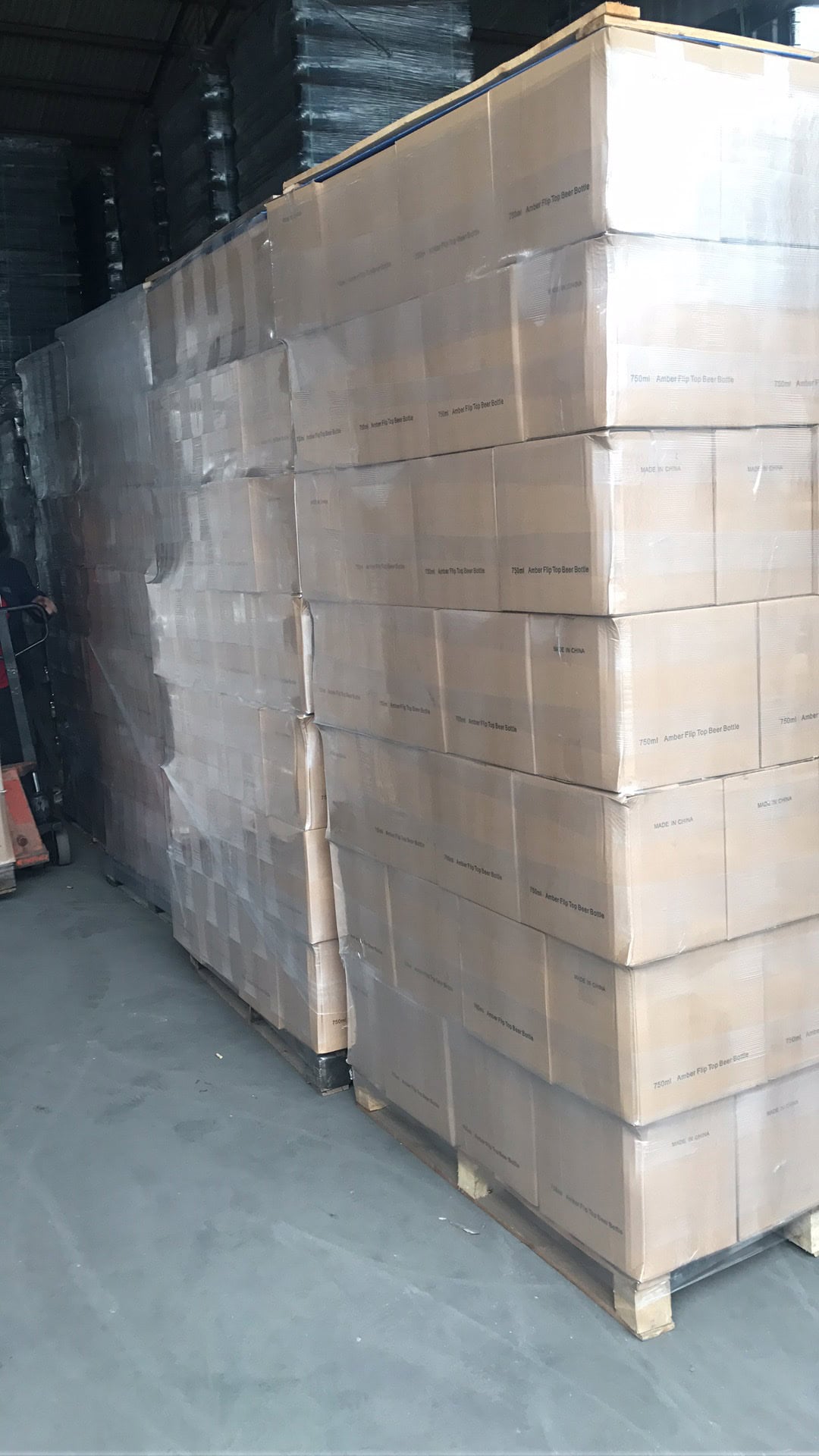 750ml Swing Top Bottles 2 750ml Swing Top Bottles
