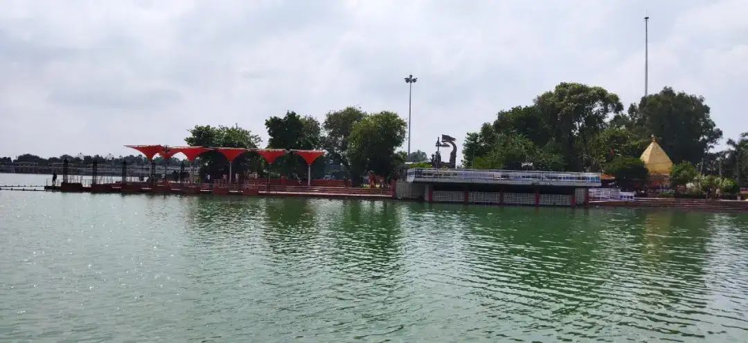 Brahma Sarovar Kurukshetra (2)