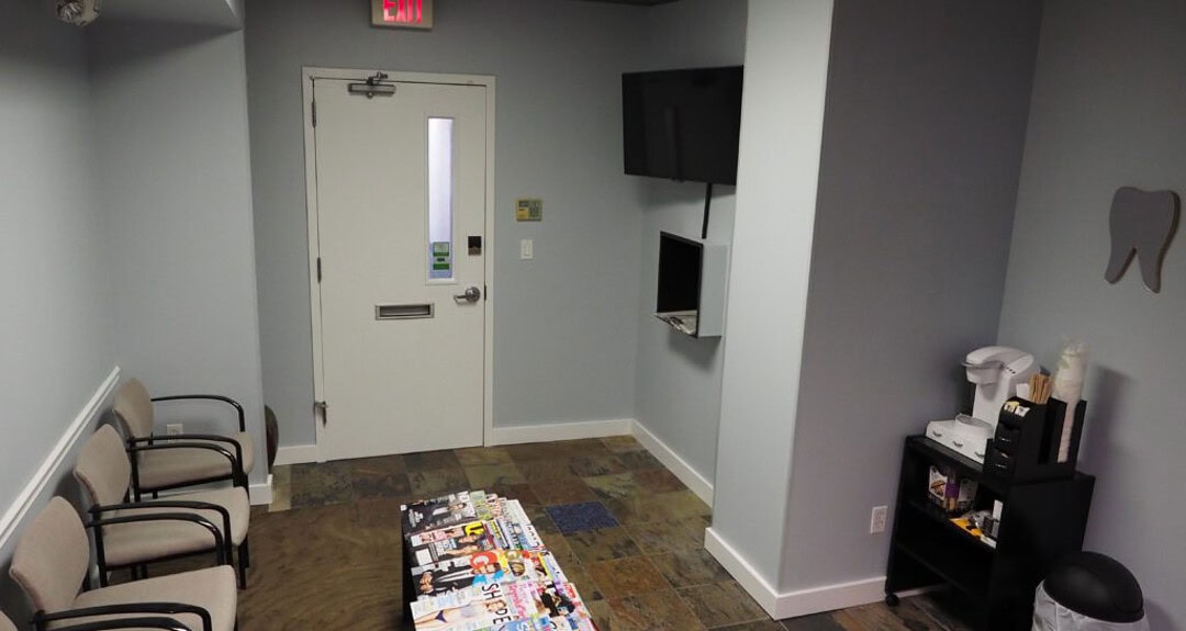 Westwood Dentist, Dr. Philip Aurbach - Old Hook Dental, Waiting room