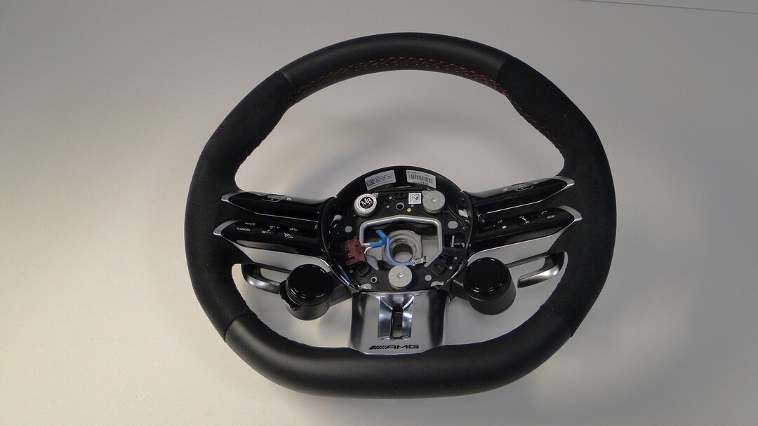 MERCEDES EQS 297 V297 KIEROWNICA A0994602607 3D16 A0994609908 3D16 CZERW NIĆ ALCANTARA AMG - obrazek 3