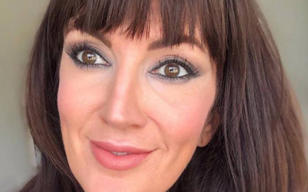 How to create a smokey eye after 40 – 14 tools and tips from our makeup expert!