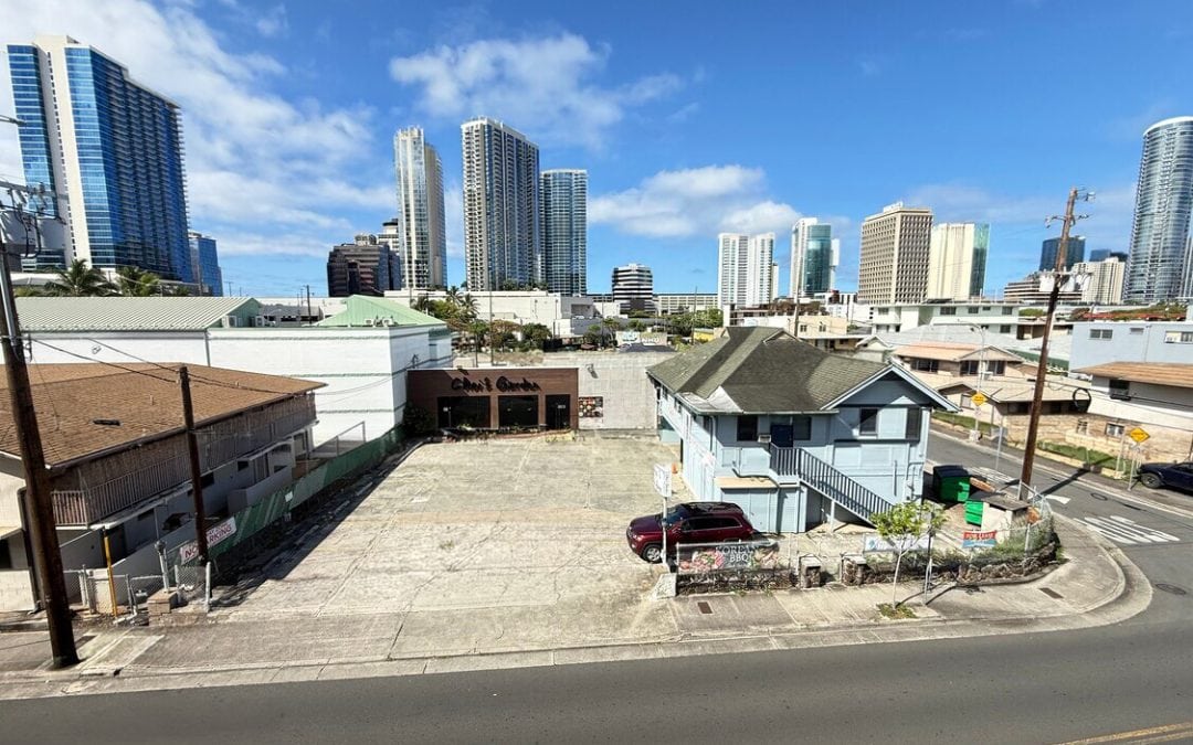 1303 Rycroft St parking lot and commercial storefront