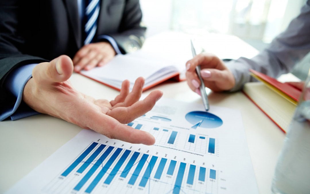 financialanalytics1-1080x675.jpg