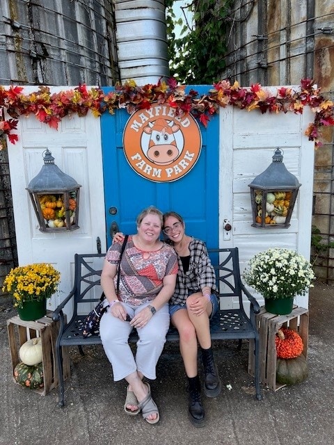 “Both of your lives can change for the better”: Hosting in a Single-Parent Home