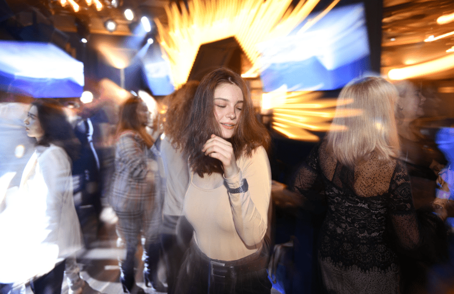 “I don’t have any female friends” 15 reasons why