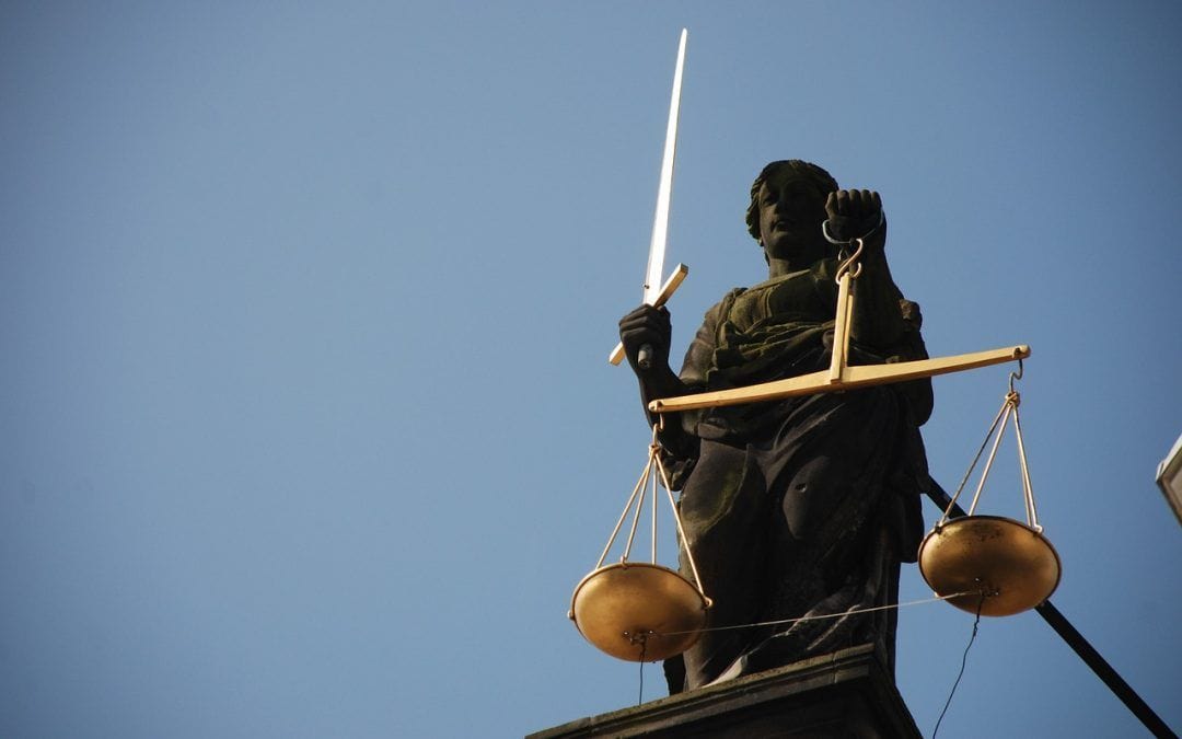 Prescripción de la acción de responsabilidad civil extracontractual no alegada por un codemandado: situación y efectos