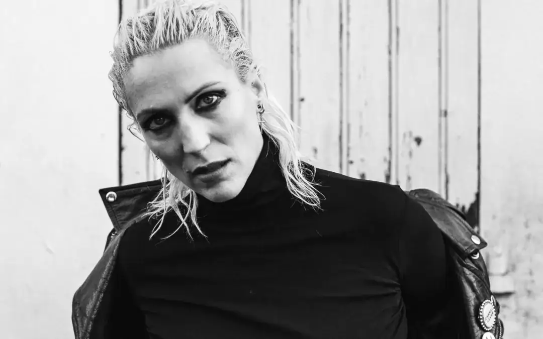 INTERVIEW : Lucie Sue, Punchlines et Power chords