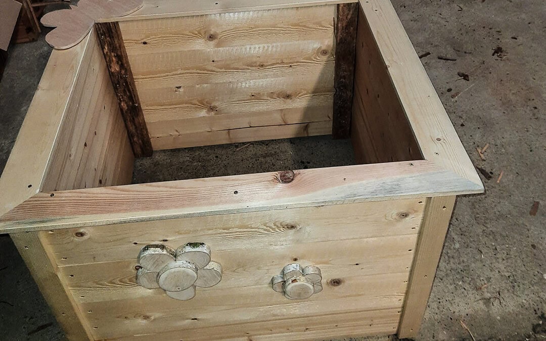 Hochbeete für KITAs hergestellt