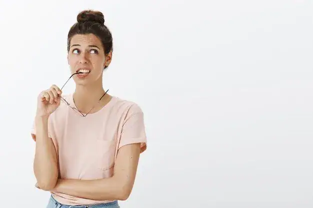 ¿Cómo contratar a una empleada doméstica que trabaja en varias casas?