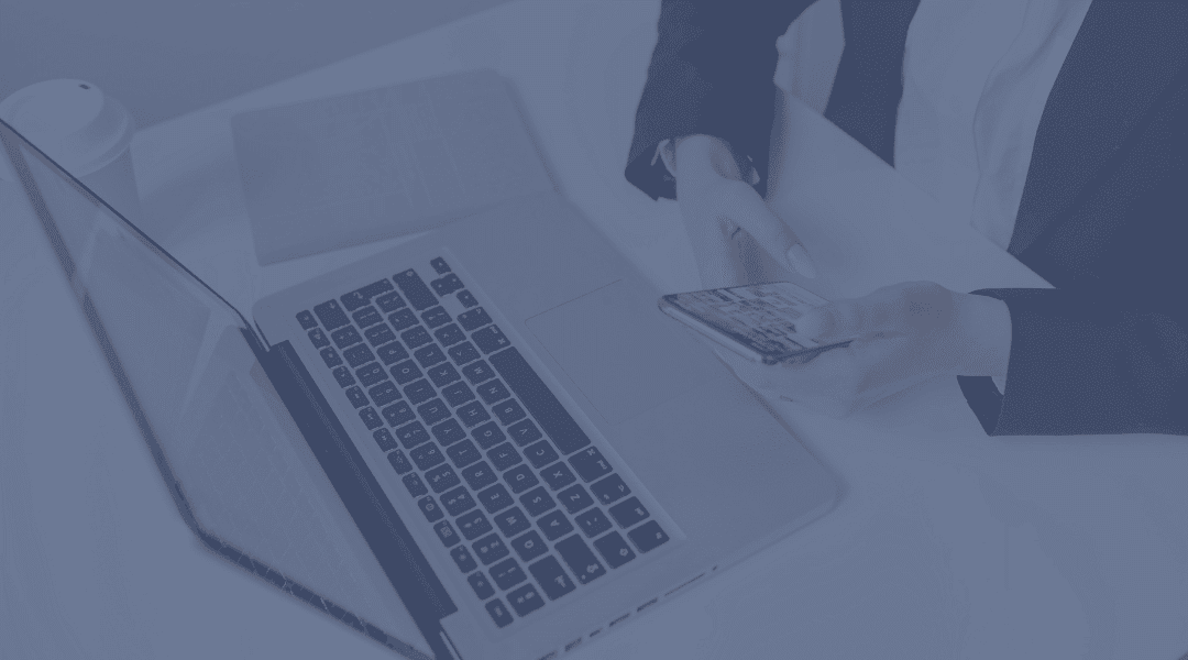 Casos reales de mejora de conversión en páginas para SaaS B2B