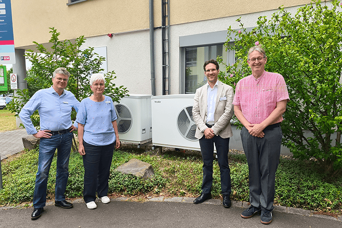 Nierenzentrum Solingen spart künftig jährlich 55.000 kwH Energie, 24,5 Tonnen CO₂ und 575.000 Liter Wasser