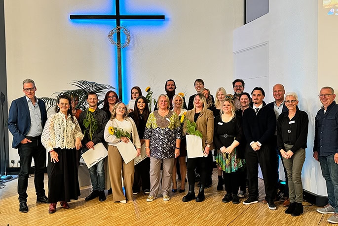 Pflegeakademie Bethanien freut sich über zwölf neue Pflegefachmänner und -frauen