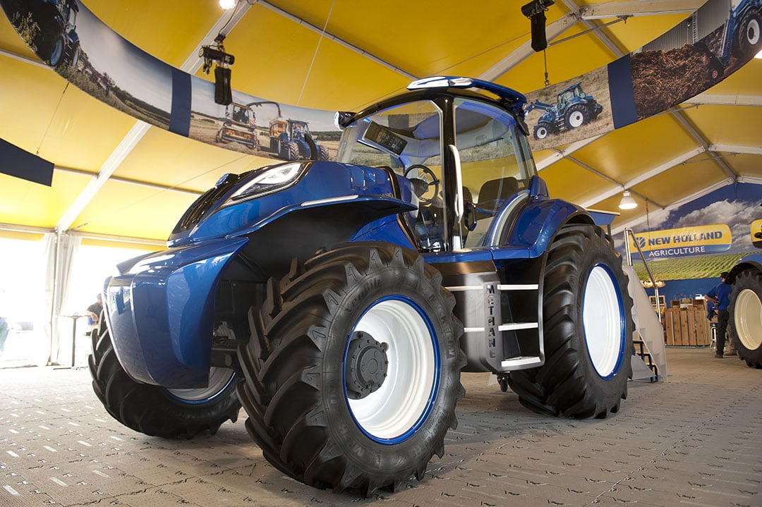 Back in 2017, New Holland presented a concept version of its methane gas tractor in America at the Farm Progress show. - Photo: Mark Pasveer